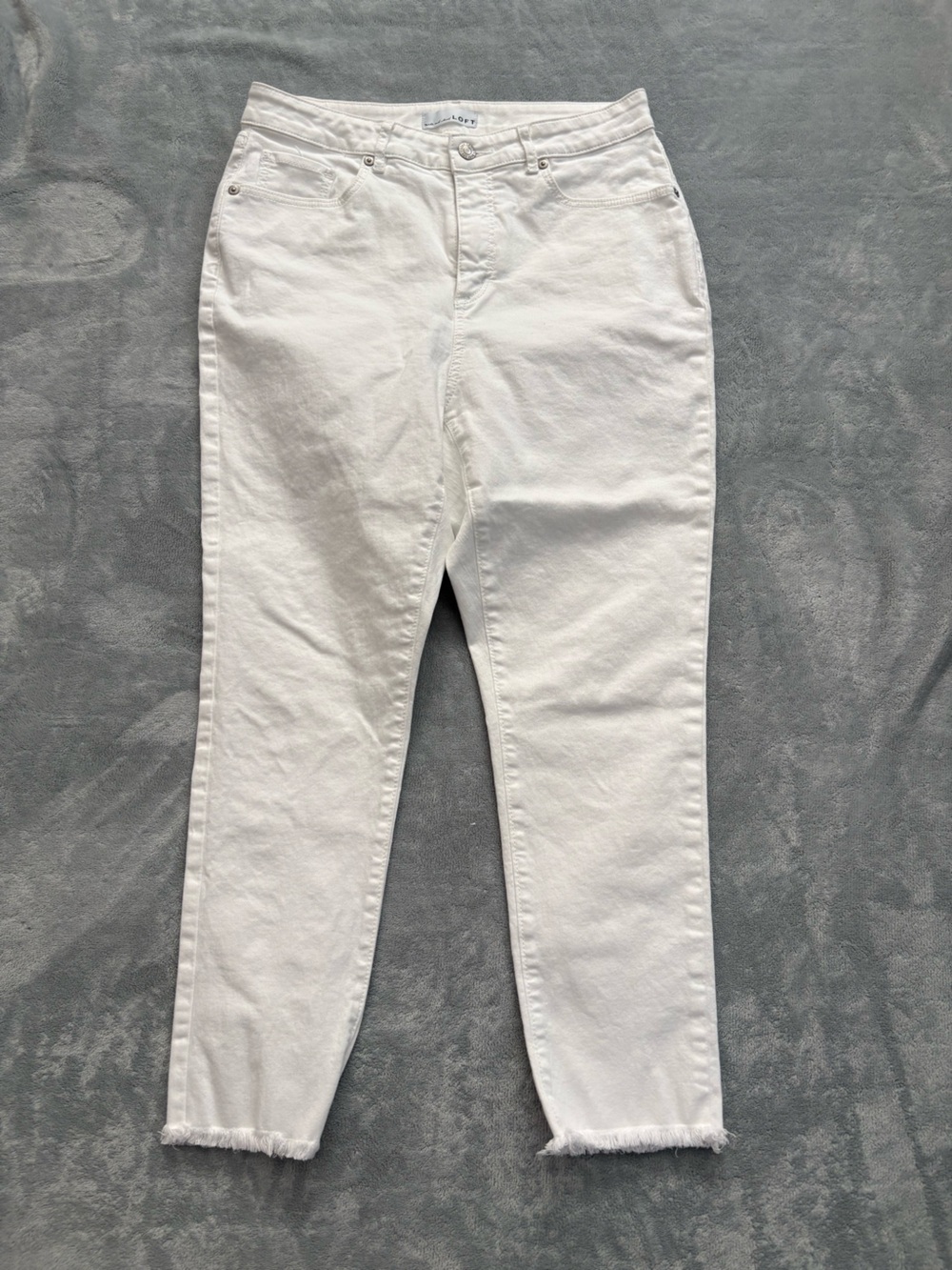 LOFT White High-Rise Skinny Jeans